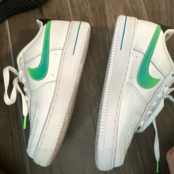 Nike Air Force 1 Aquamarine LV8 sneakers 5.5Y - Picture 3 of 6